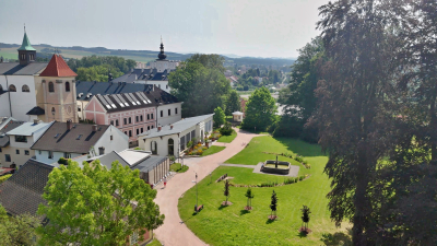 Oranžerie a zámecký park Letohrad #1