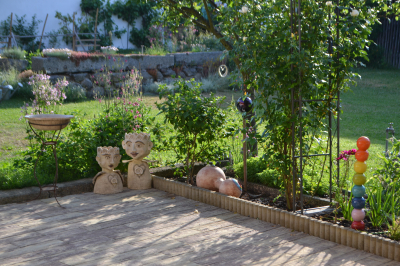 Přírodní zahrada s keramickou dílnou v Oslavici #4
